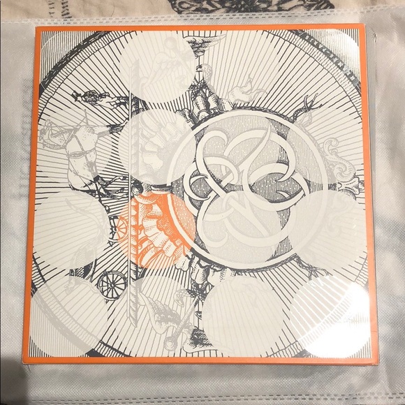 Hermès Mors & Gourmettes Silk scarf - Picture 2 of 8